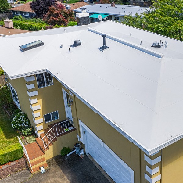 roofing on a Puyallup home 
