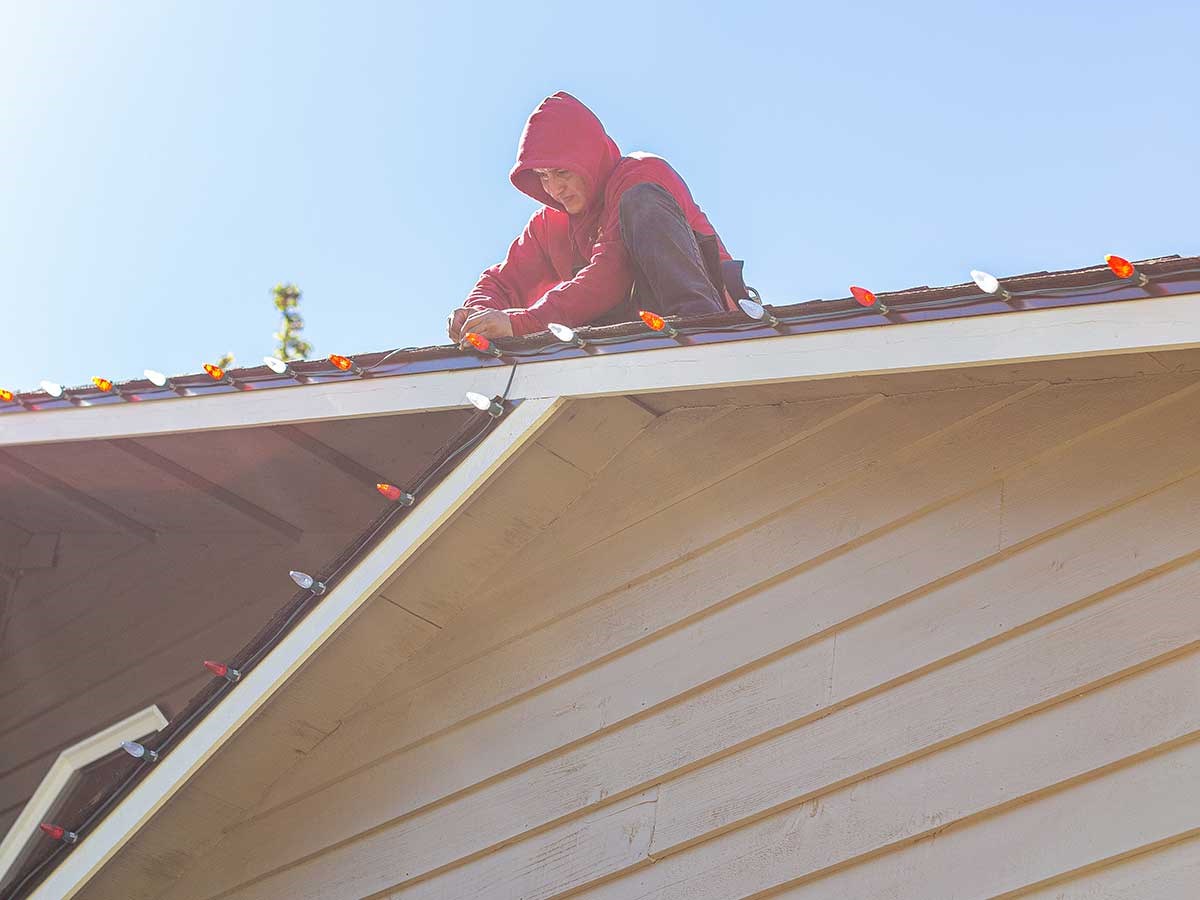 Seattle Washington Christmas light installers