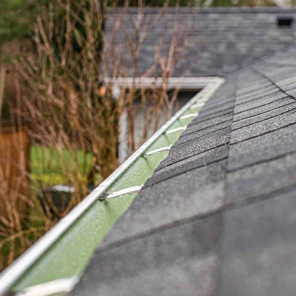 Gutter replacement in Seattle, WA