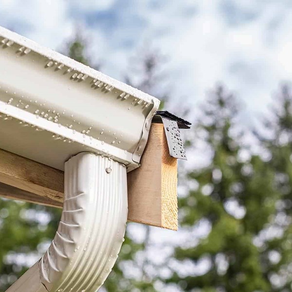 Gutter replacement in Seattle, WA