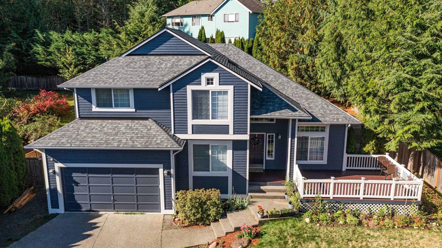 Estate Gray shingle roof installation project in North Bend, Washington