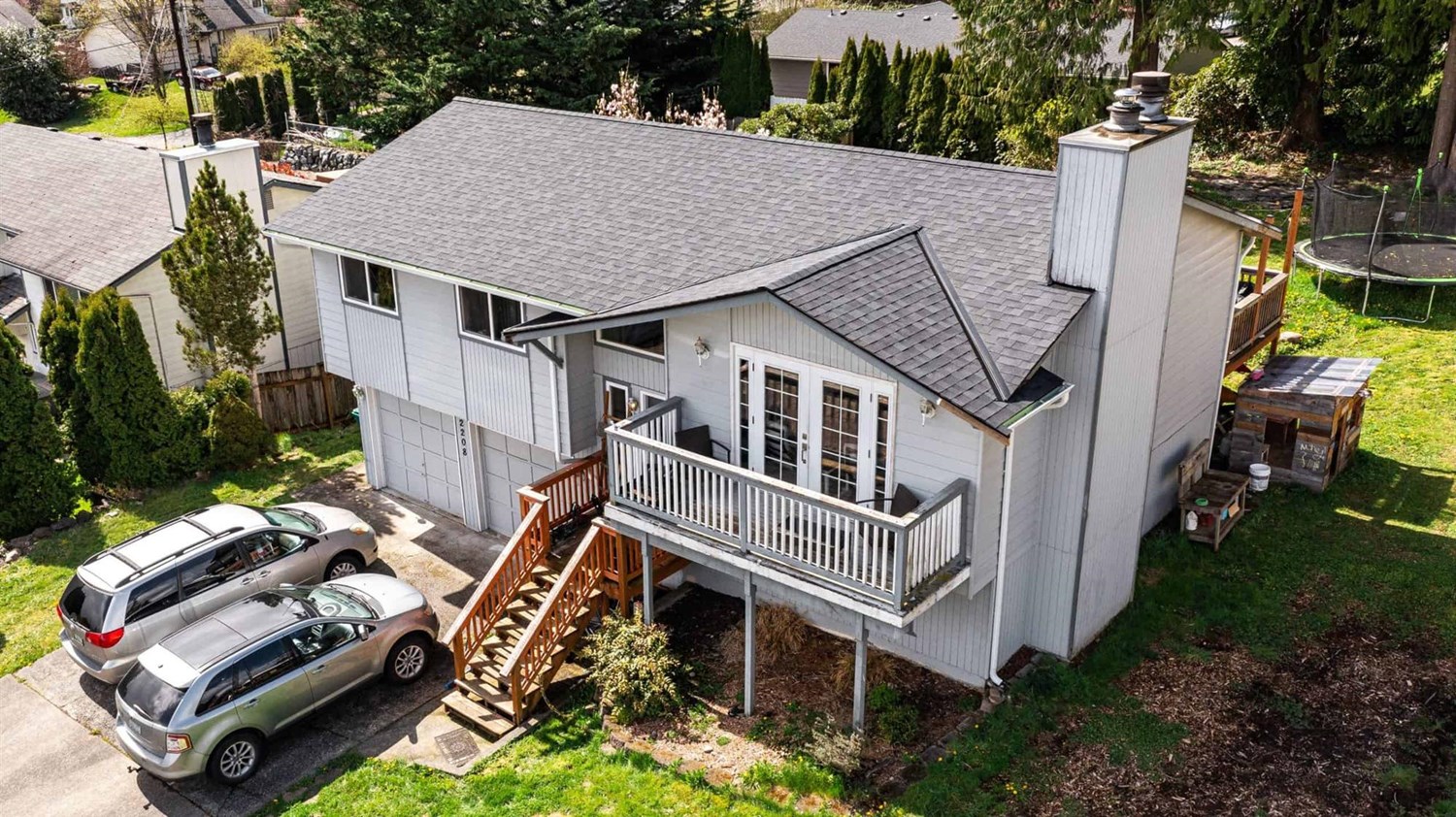 Onyx Black Owens Corning Duration Shingles on Lake Stevens Washington Home
