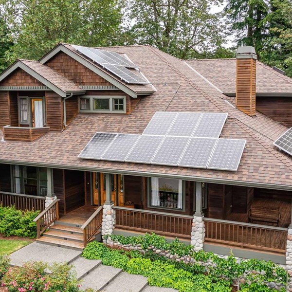 Bainbridge Island Owens Corning Duration Shingle in Teak Color