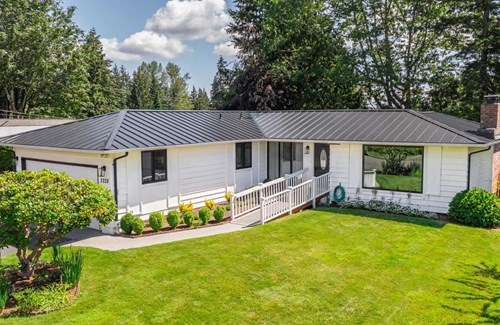  Bellevue, Washington black Standing Seam metal roof installation project