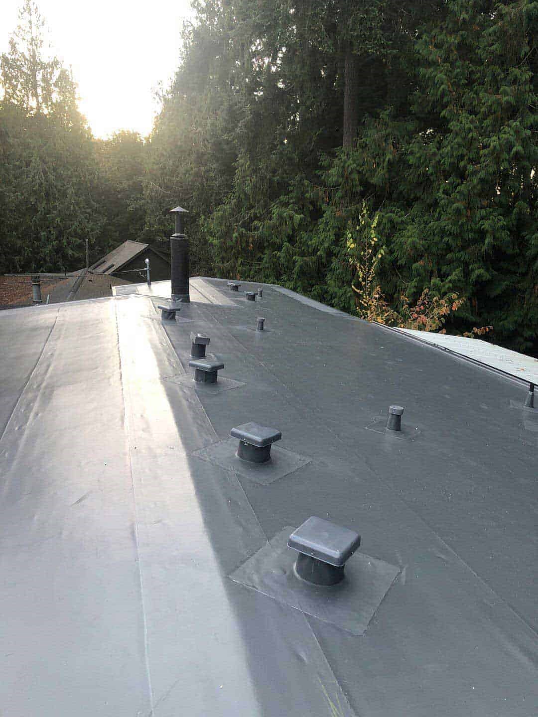 Single Ply PVC membrane in Dark Gray, installed in Kent, WA