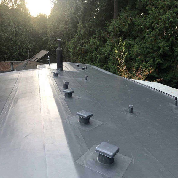 Single Ply PVC membrane in Dark Gray, installed in Kent, WA