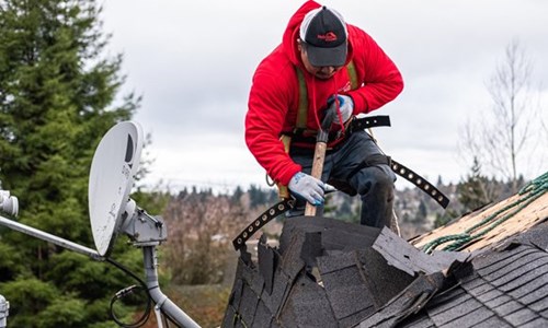 How to Protect Yourself When Hiring a Contractor