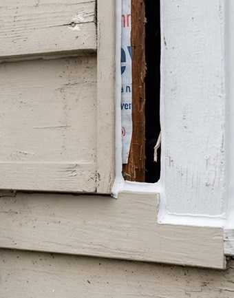 Gaps around exterior siding and trim
